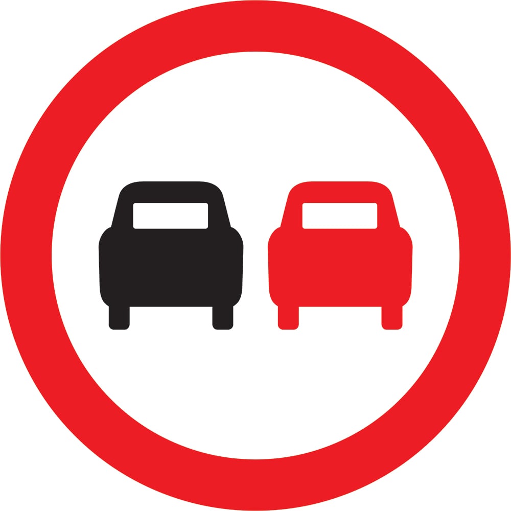 Signage: No Overtaking (REGU0026)