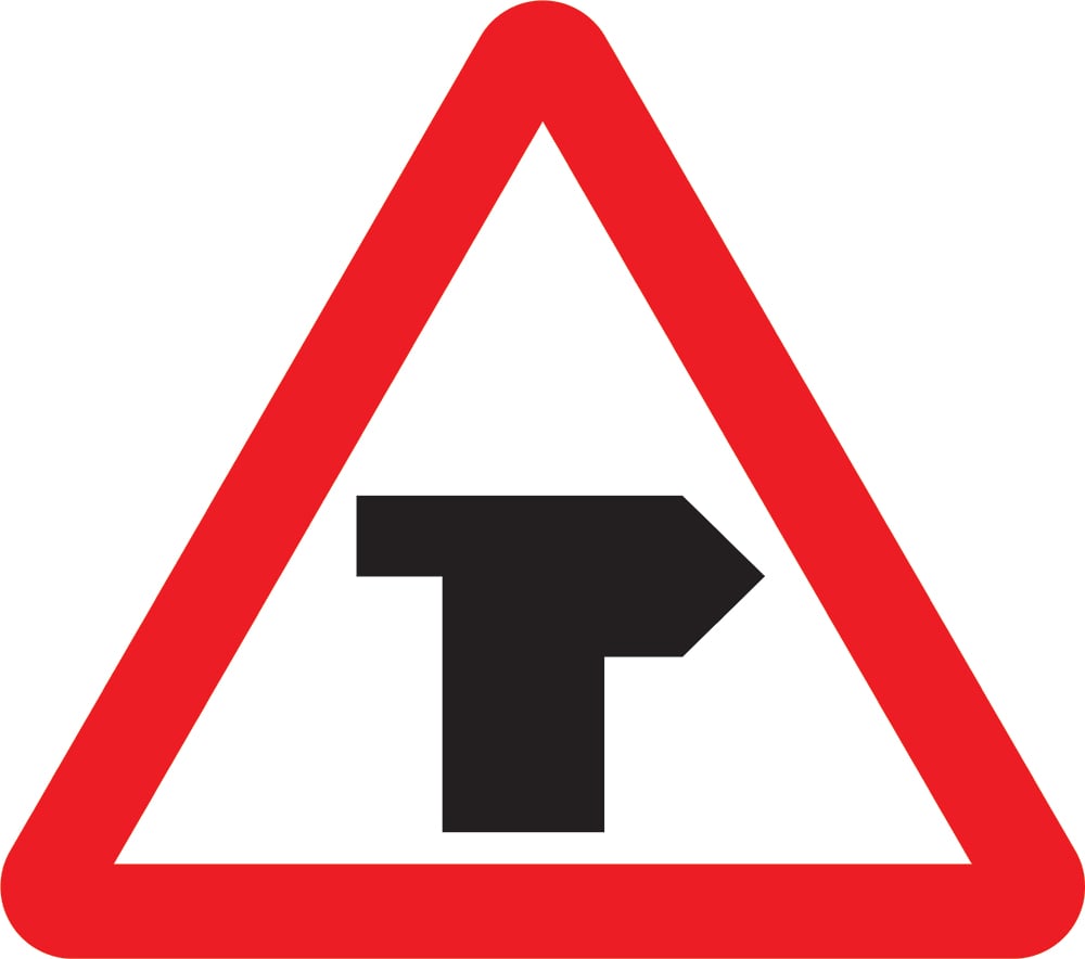 Signage: Junction Right (WARN0025)